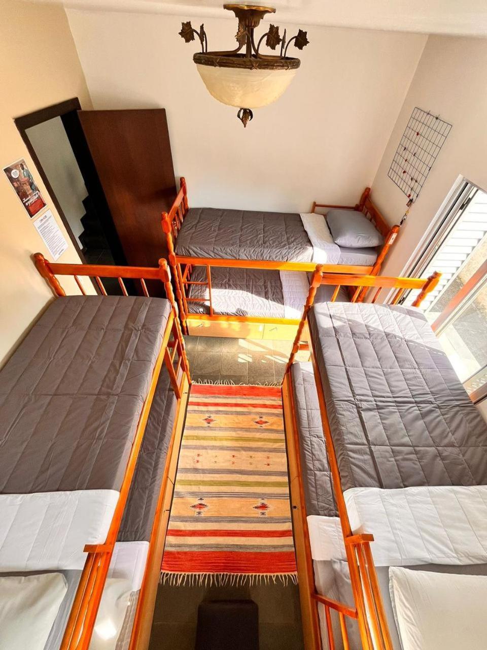Opera Hostel Κουριτίμπα Εξωτερικό φωτογραφία