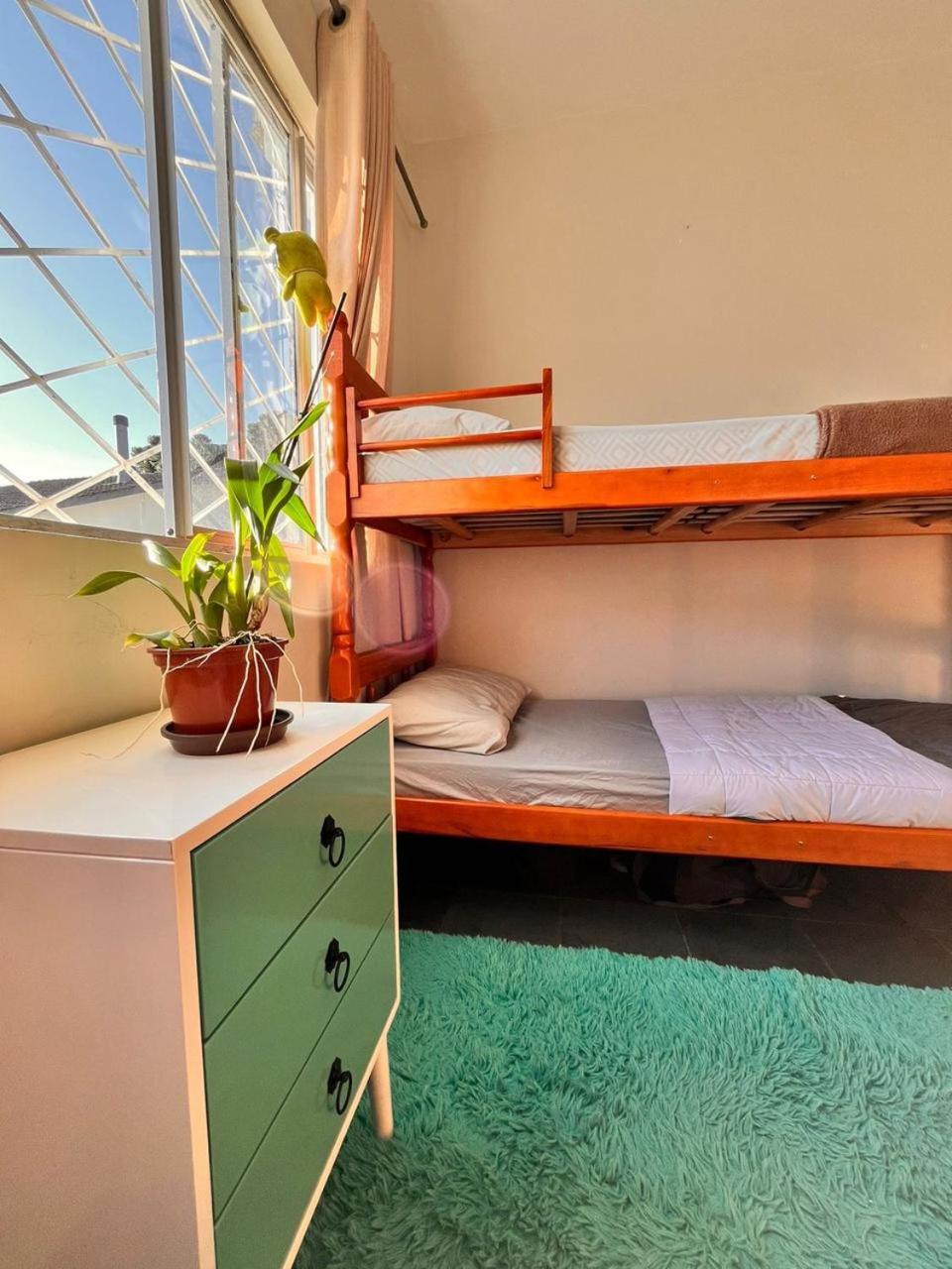 Opera Hostel Κουριτίμπα Εξωτερικό φωτογραφία
