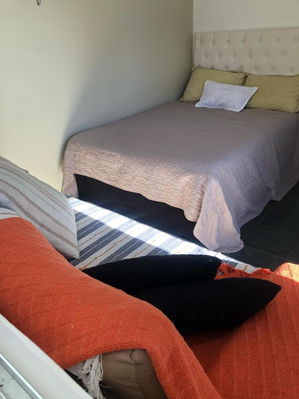 Opera Hostel Κουριτίμπα Εξωτερικό φωτογραφία